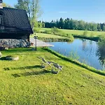 Villa Nova Suur Saunamaja, Spa-mullivanniga Vaisi
