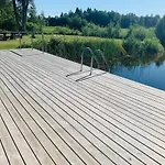 Villa Nova Suur Saunamaja, Spa-mullivanniga Vaisi
