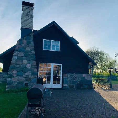 Nova Suur Saunamaja, Spa-mullivanniga Willa Vaisi