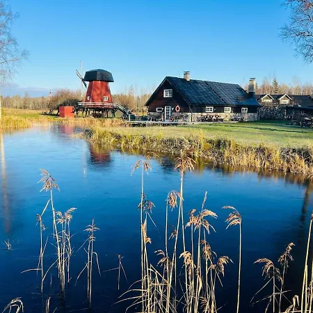 Nova Suur Saunamaja, Spa-mullivanniga