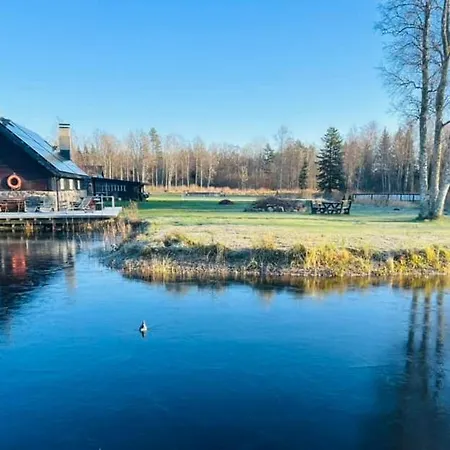 Nova Suur Saunamaja, Spa-mullivanniga Willa Vaisi